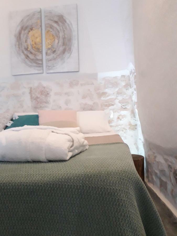 White Luxury Suite Ostuni By Gonewlocation Εξωτερικό φωτογραφία