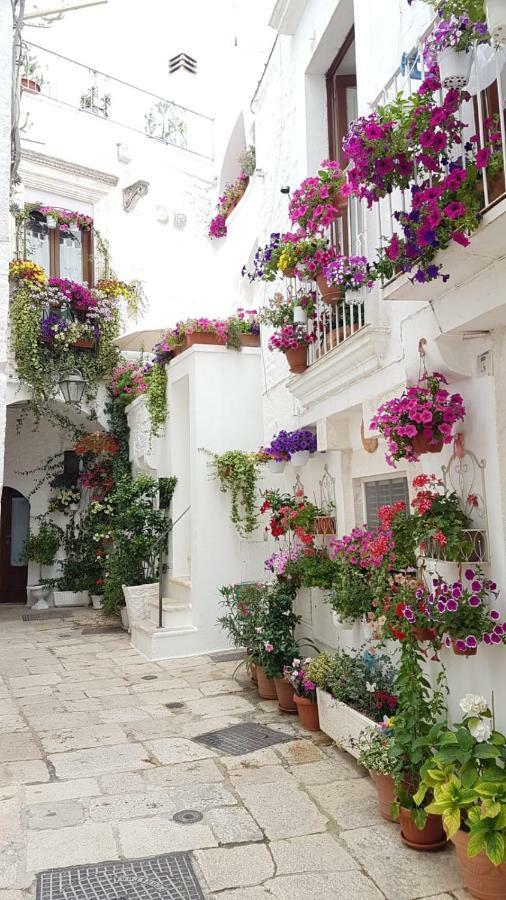 White Luxury Suite Ostuni By Gonewlocation Εξωτερικό φωτογραφία